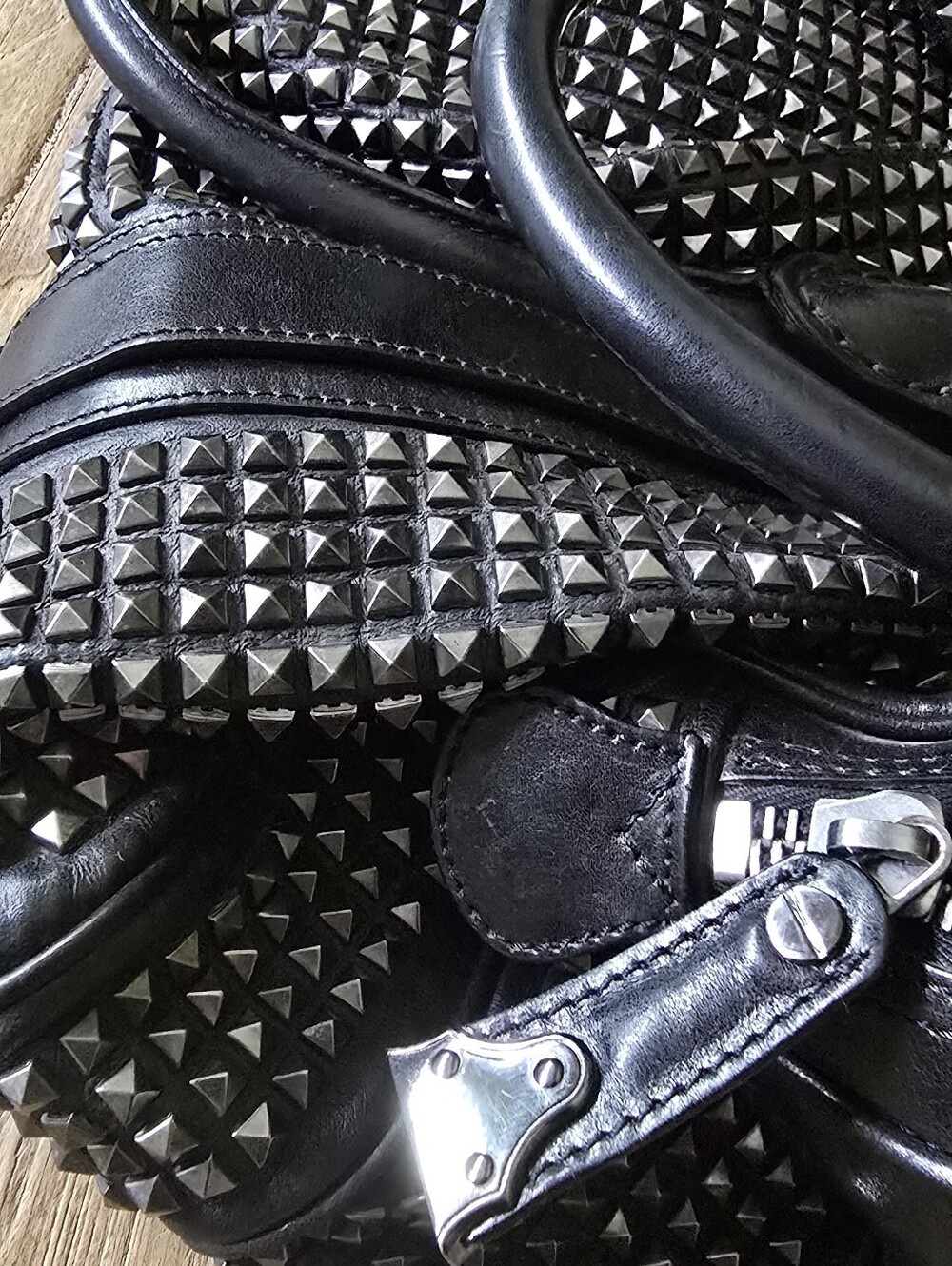 Burberry Prorsum Knight Studded Leather Purse Bag - Picture 7 of 11
